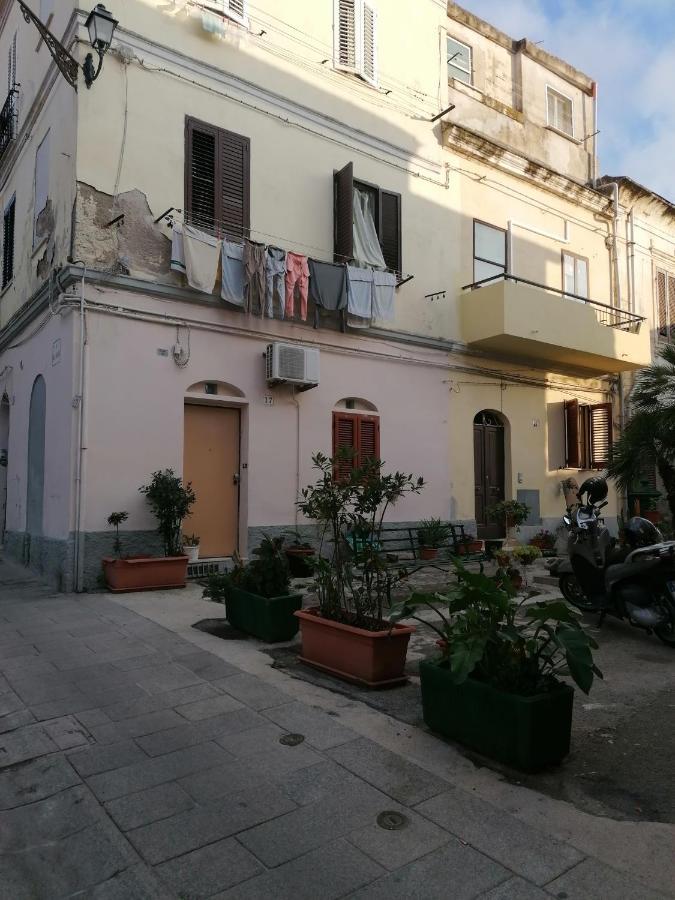 Appartement Le antiche mura 2 à Sassari Extérieur photo